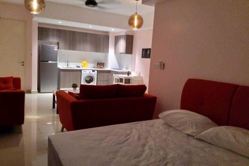Hb1512- Hyve Studio Unit, Lake View, Cyberjaya, Free Wi-Fi, Free Parking, Netflix,Pool, 3038 Exterior photo
